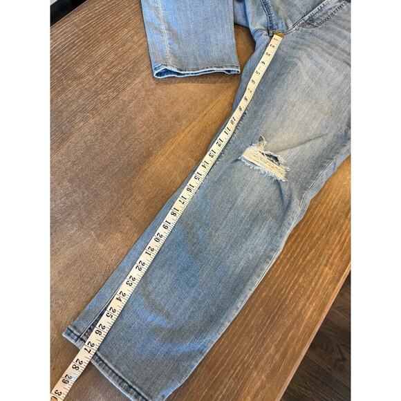 Jen 7 Light Wash Distressed Slim Boyfriend Denim Jeans Women size 14 - Picture 7 of 8